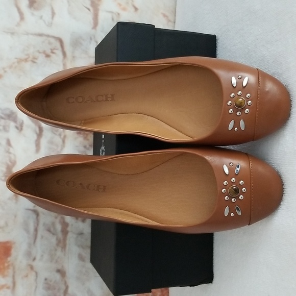 New Coach Farrell Leather Embellished Flats - Picture 8 of 10